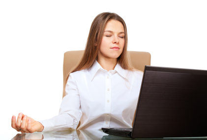 woman-meditation-in-the-office-workplace-10